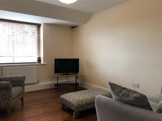 Apartment for rent in Sherford, Rumwell
