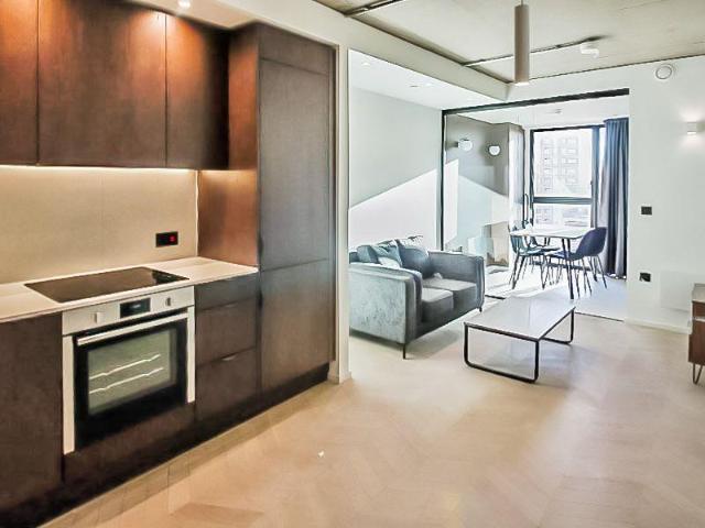 Flat for rent in Hulme, Georgia