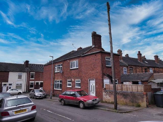 Flat for rent in Fenton, Stoke-on-Trent