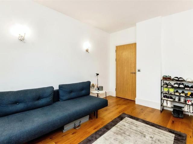 Apartment for rent in The Meadows, Haddon