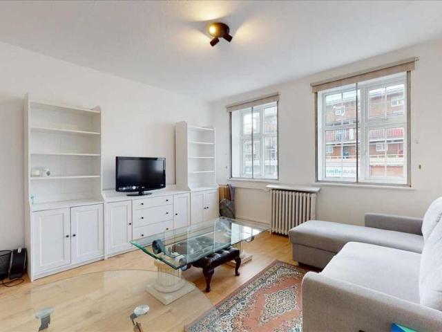 Flat for rent in South Hampstead, Greater London