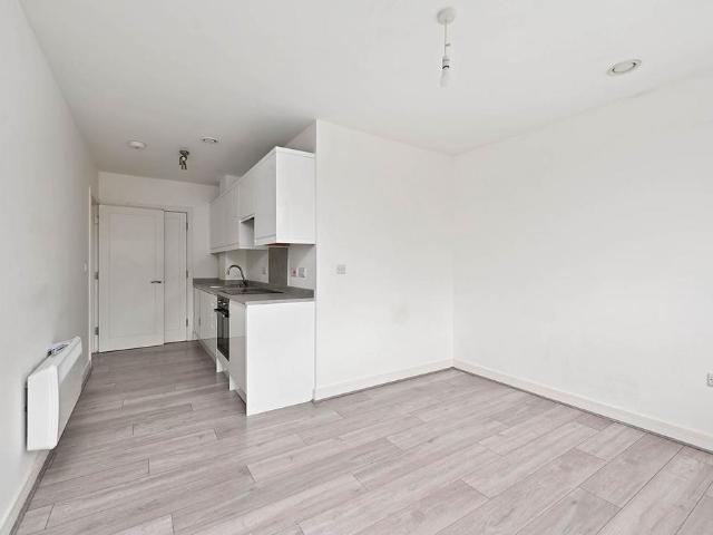 Flat for rent in Priest Down, Hampshire