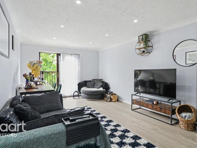 Apartment for rent in St Paul's Cray, Greater London