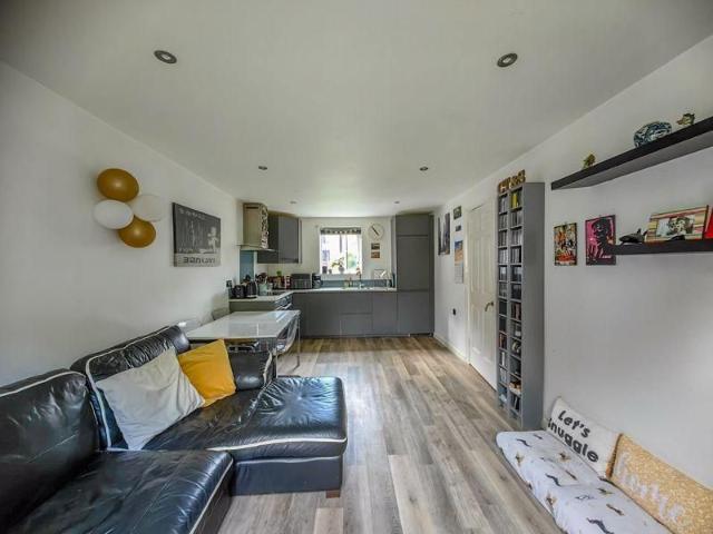Apartment for rent in Redcliffe, Feckenham