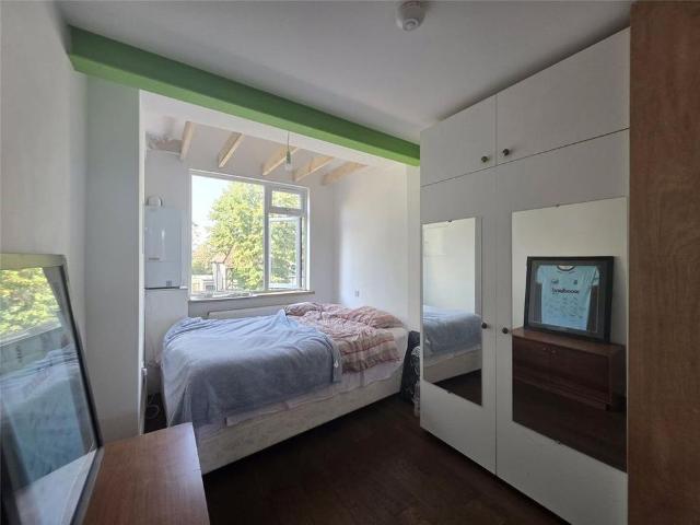 Apartment for rent in Preston, Greater London