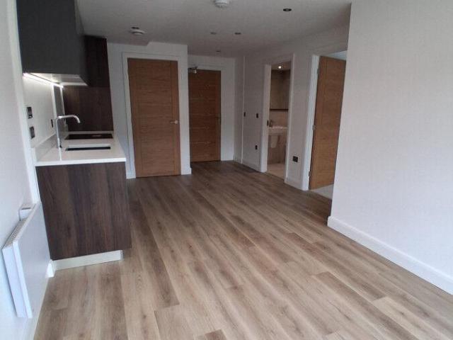 Flat for rent in Richmond Hill, West Yorkshire