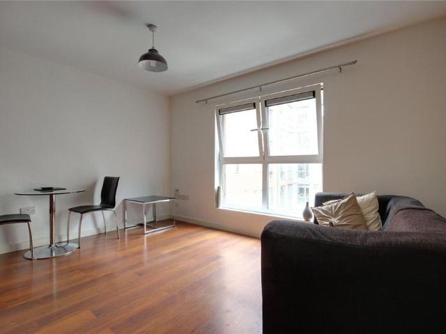 Apartment for rent in Saint Vincent's, Netherthorpe