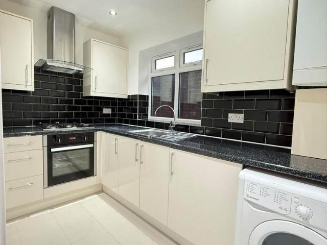 Flat for rent in Chalvey, Slough