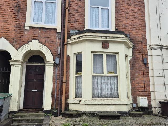 Flat for rent in West Midlands