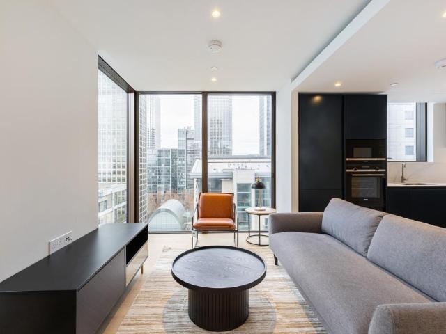Flat for rent in Isle Of Dogs, Isle Of Man
