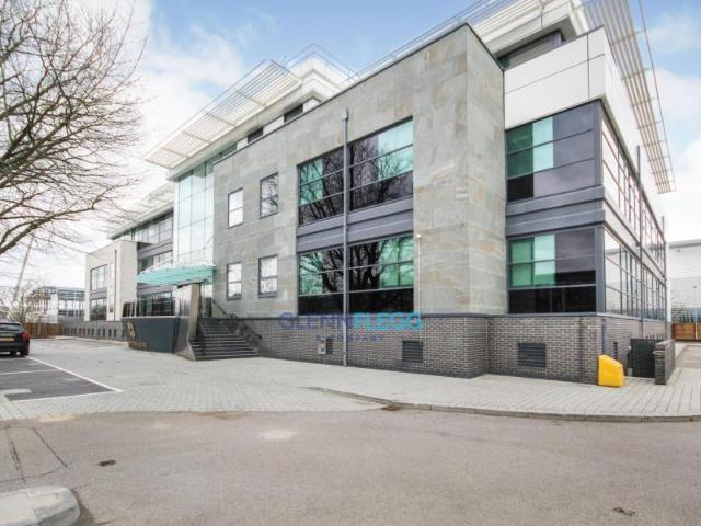 Flat for rent in Slough