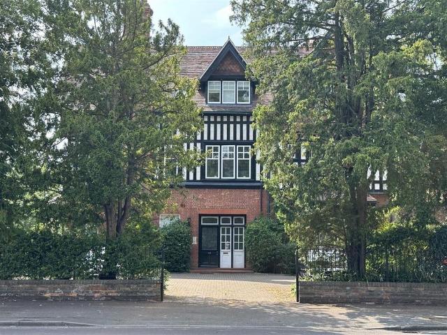 Apartment for rent in Holywell, The Slade