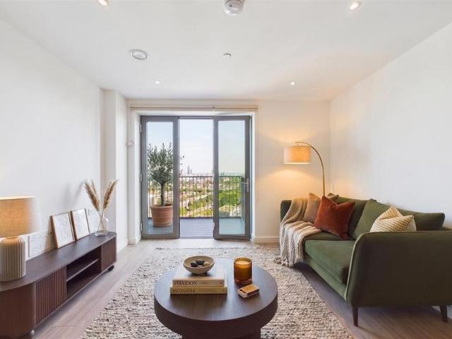 Apartment for rent in Alperton, Greater London