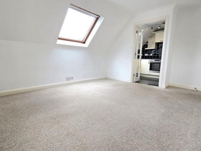 Apartment for rent in Evershot, Oxfordshire