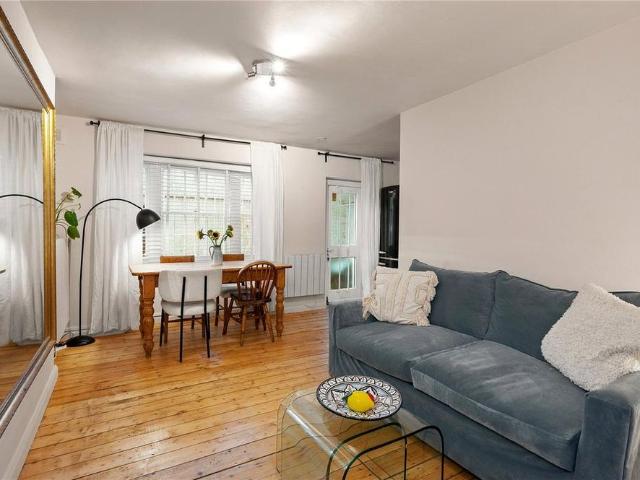 Apartment for rent in Angel, Greater London