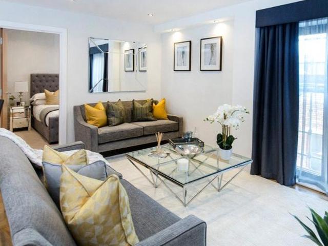 Flat for rent in Leylands, West Yorkshire