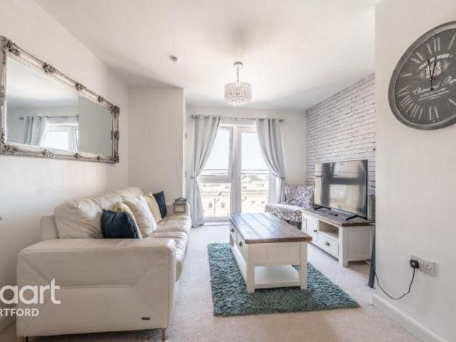 Apartment for rent in Monks Orchard, Kent