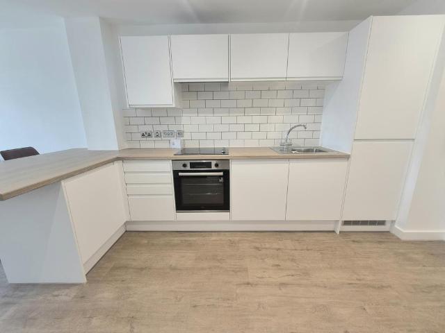 Flat for rent in Boothtown, Halifax