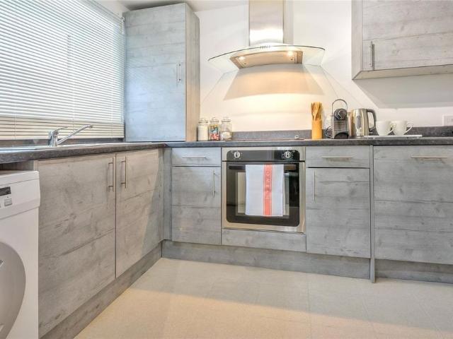 Apartment for rent in Leegomery, Telford