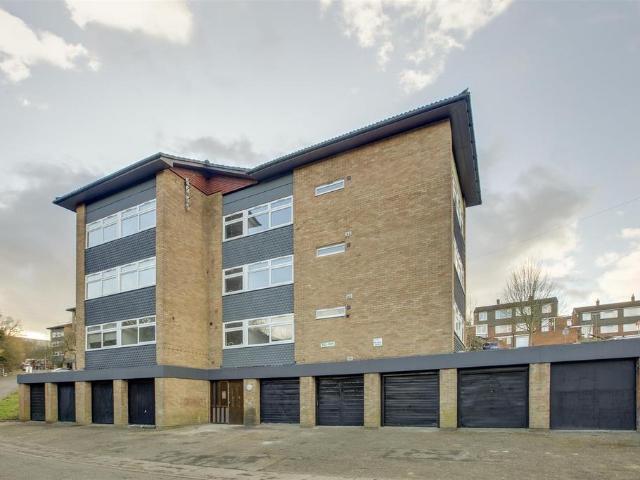 Flat for rent in Castlefield, Cressex