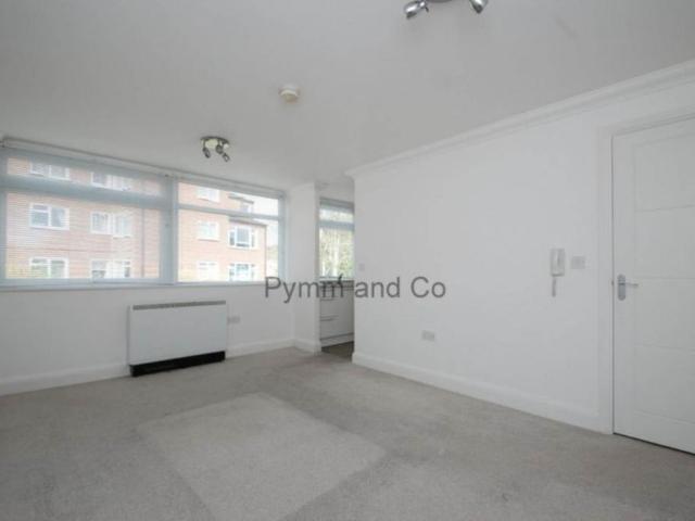 Apartment for rent in Heigham Grove, East Bank