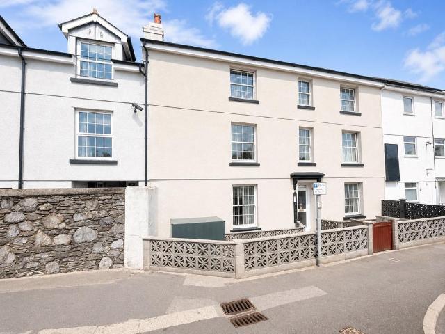 Flat for rent in Torpoint