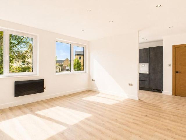 Apartment for rent in Stroud, School House