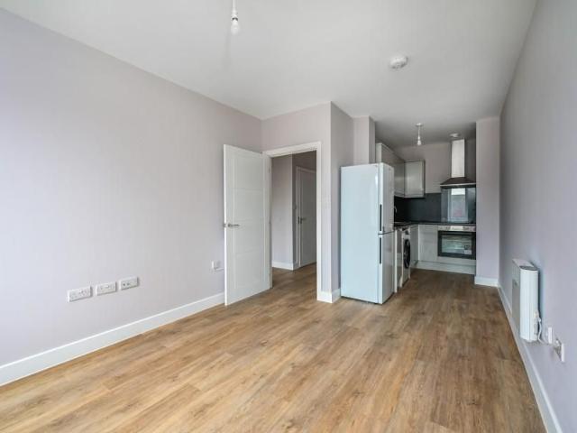Apartment for rent in Ewhurst, Waverley