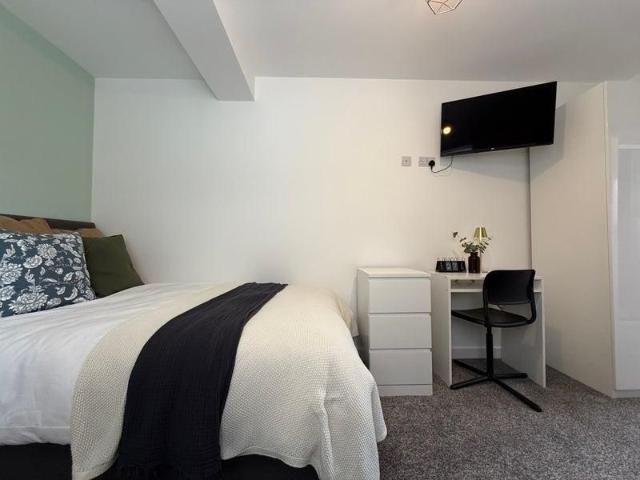 Room for rent in Hillmorton Paddox, Rugby