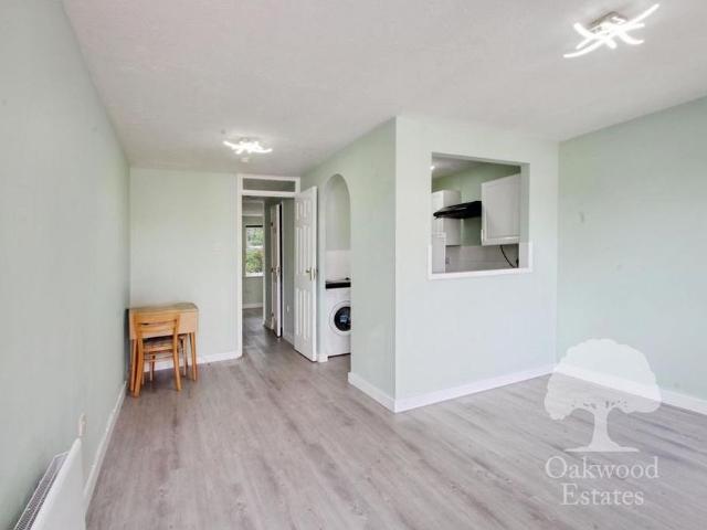 Apartment for rent in Slough