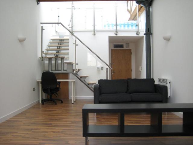 Flat for rent in Highfields, Huddersfield