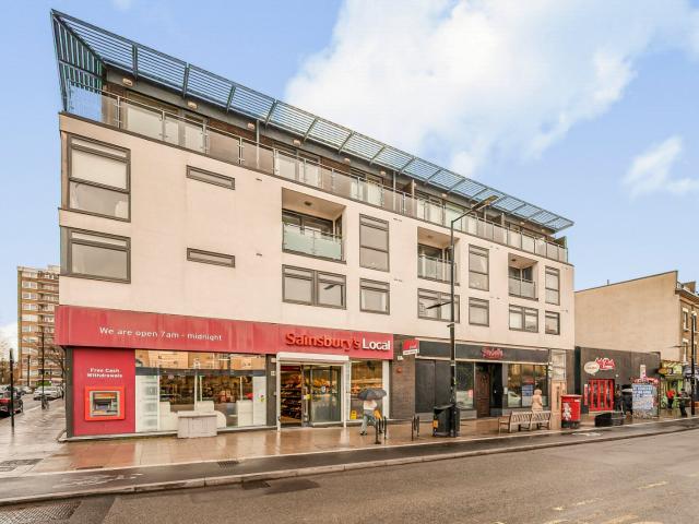 Apartment for rent in Chalk Farm, Greater London