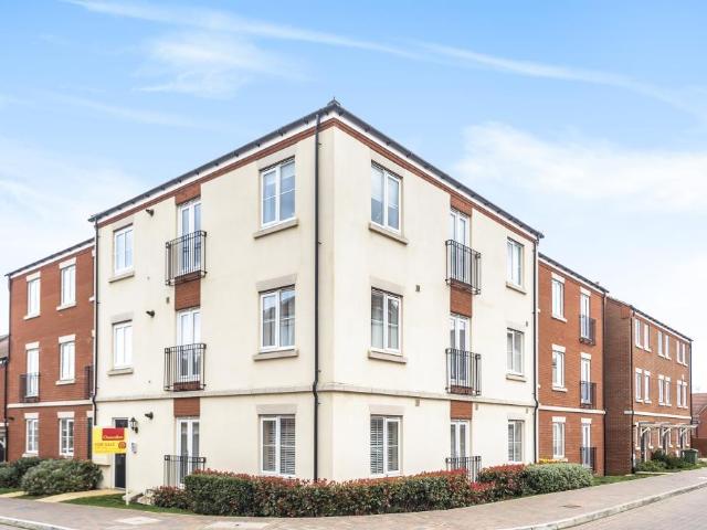 Flat for rent in Harcourt Hill, Dromore