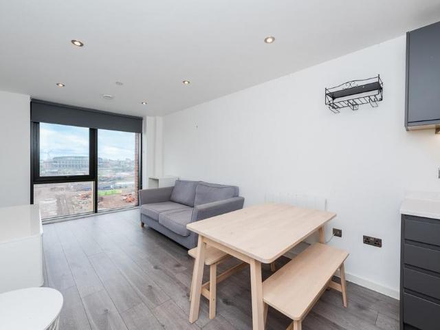 Apartment for rent in St George's Quarter / Cultural Quarter, Calderstones
