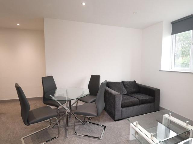 Apartment for rent in Hunslet, West Yorkshire