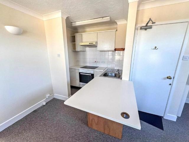 Apartment for rent in Lower Parkstone, Poole