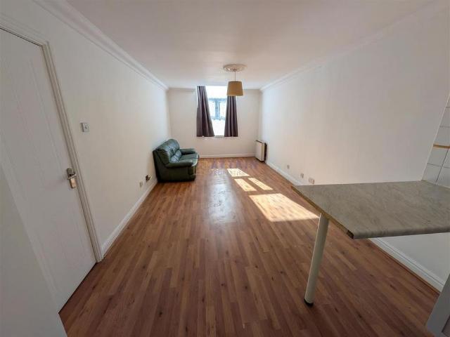 Apartment for rent in New Normanton, Derby