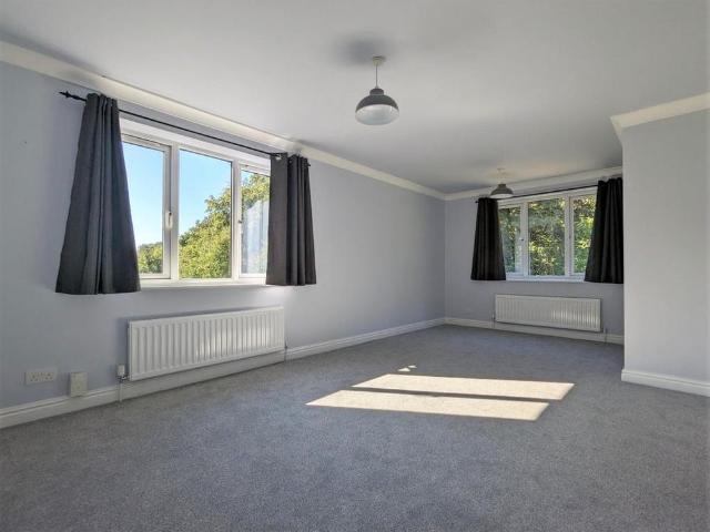 Apartment for rent in Red Hill, Surrey