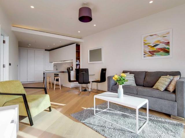 Flat for rent in Shepherd's Bush, Greater London