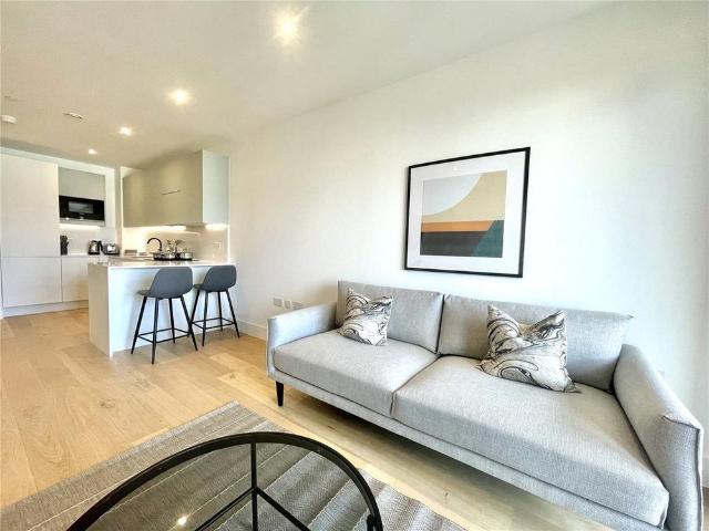 Apartment for rent in London Borough of Hounslow, Strand