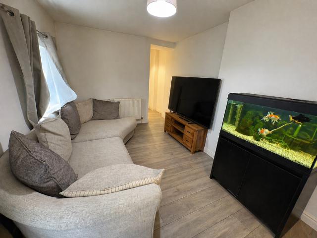 Flat for rent in Cattedown, Mount Wise