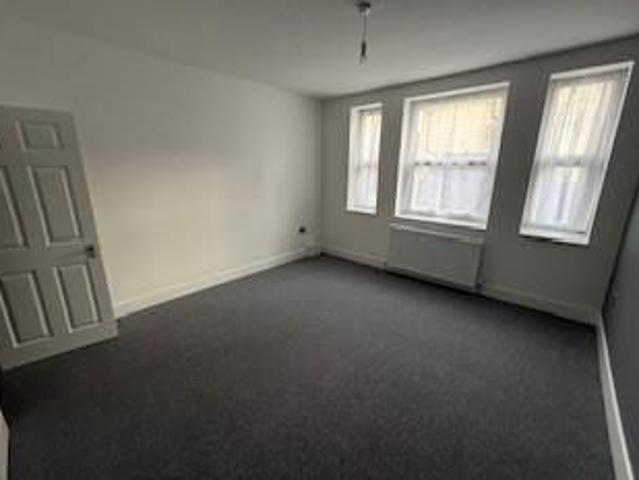 Apartment for rent in Bohemia, Guestling Green