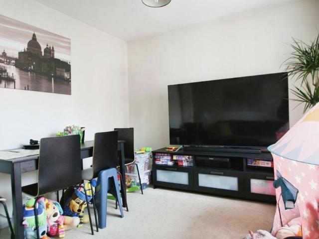 Apartment for rent in Sandown Park, Kent