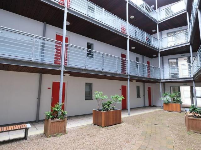 Flat for rent in St Helier, Greater London