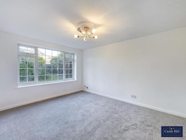 Apartment for rent in Slough