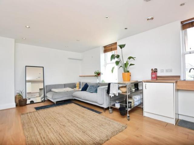 Apartment for rent in Feckenham, City Of Bristol
