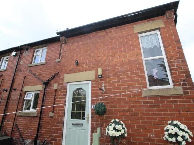 Flat for rent in Wrenthorpe, West Yorkshire