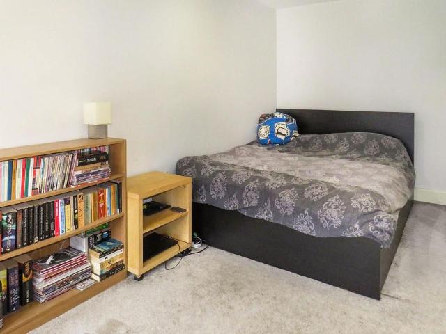 Apartment for rent in Riverdene, Priest Down