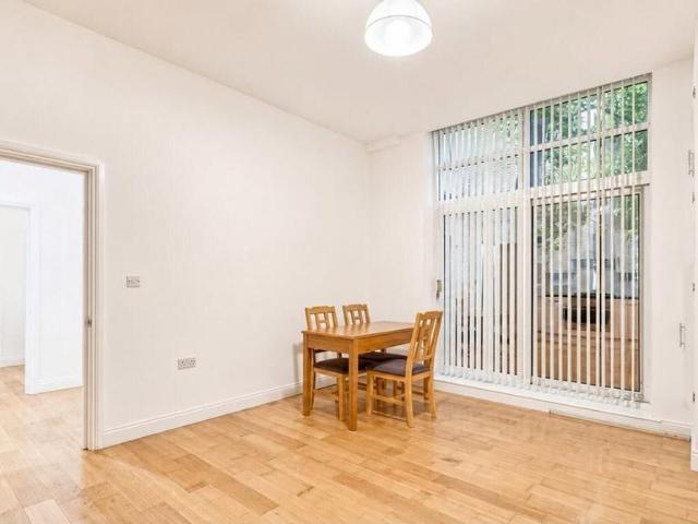 Flat for rent in Walworth, Greater London