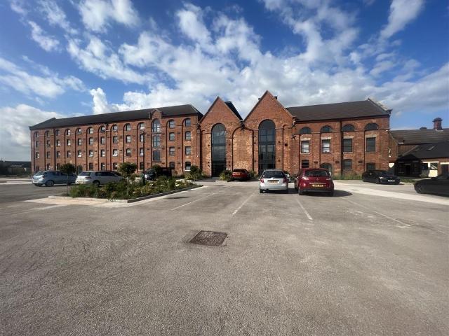 Flat for rent in Beamhurst, Staffordshire